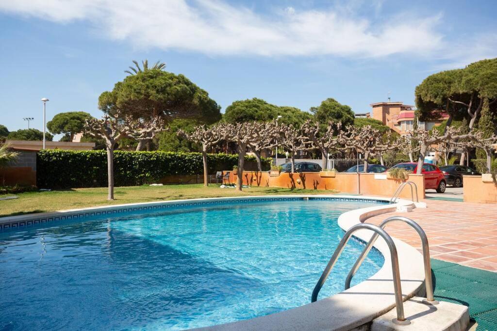 A Pie De Playa En Gava Mar! Apartman Kültér fotó