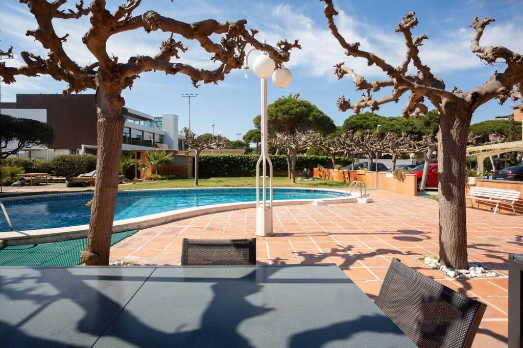 A Pie De Playa En Gava Mar! Apartman Kültér fotó